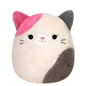 Karina the Cat Fuzzamallow